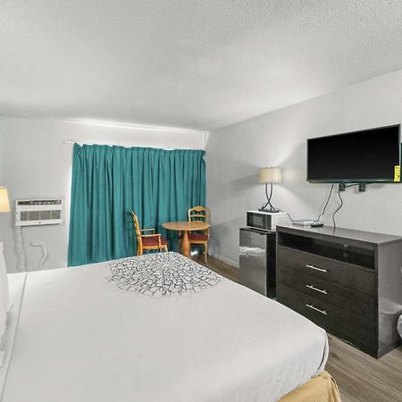 Executive Inn Rusk Εξωτερικό φωτογραφία