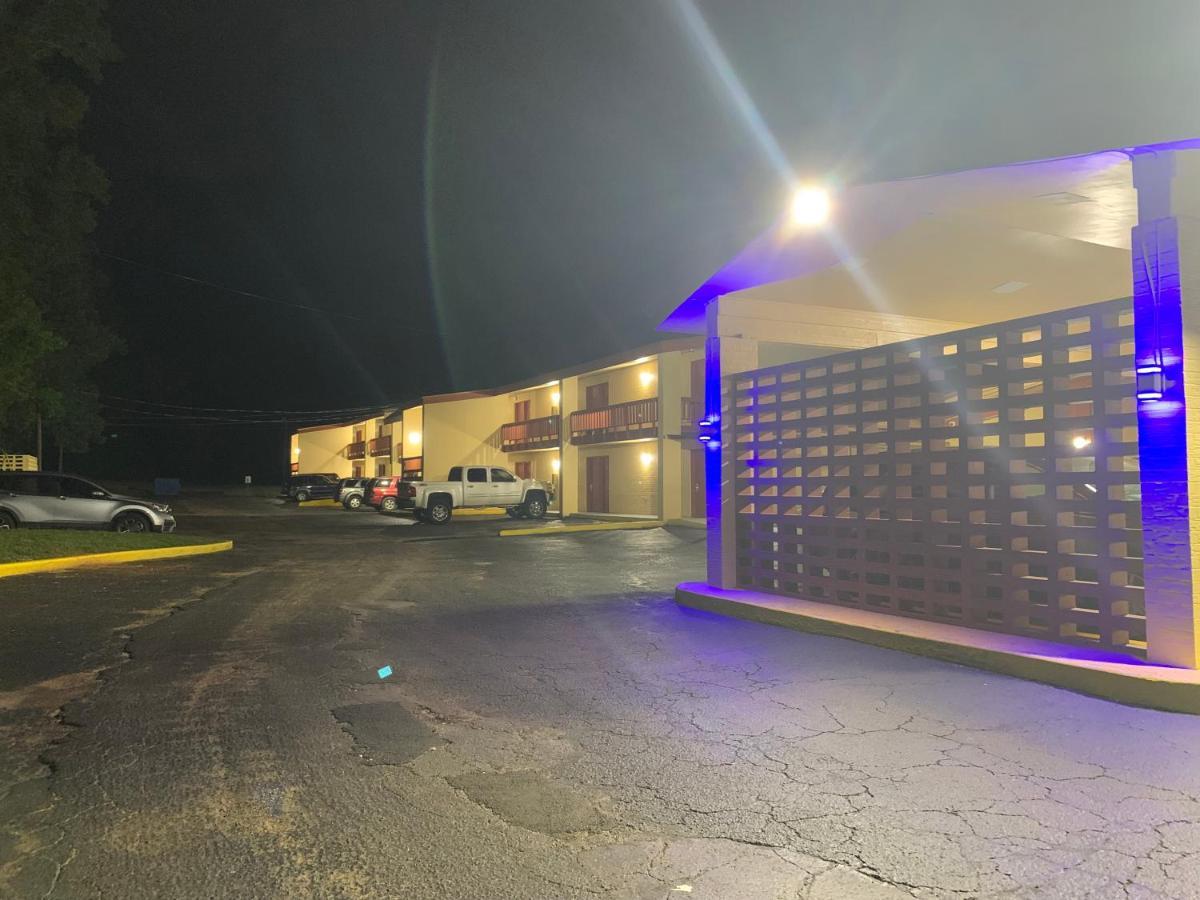 Executive Inn Rusk Εξωτερικό φωτογραφία